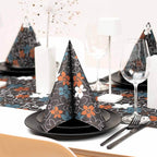 Motivserviette-im-Einsatz-Cora_schwarz